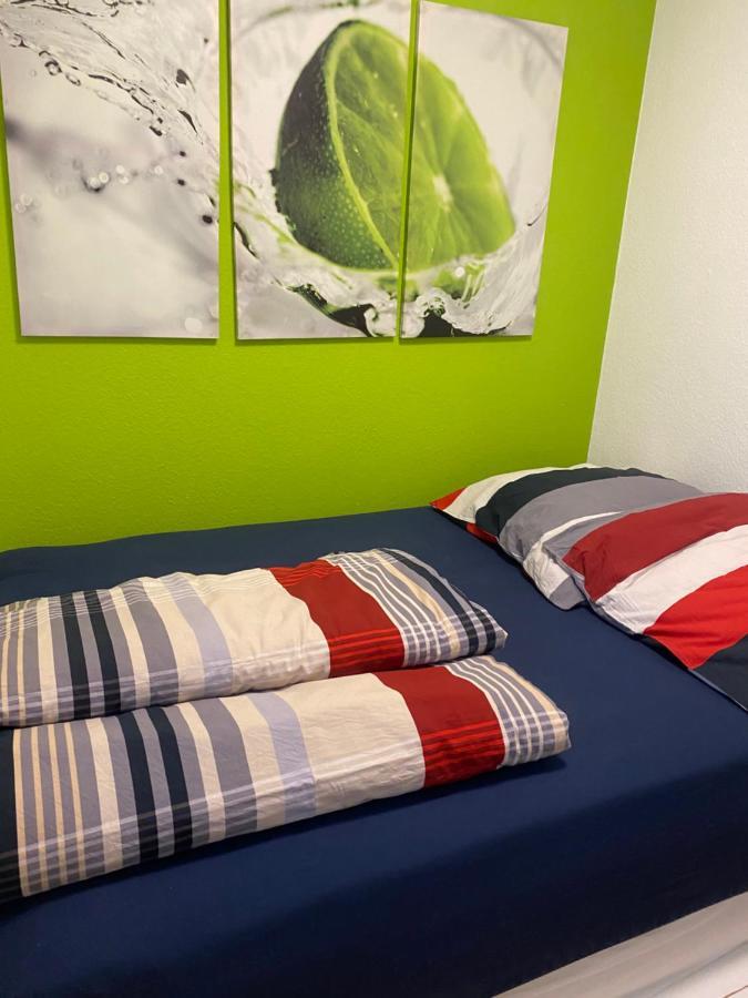 Zwei Zimmer Appartment Mit Balkon Und Stellplatz Voll Moebliert Trier Luaran gambar