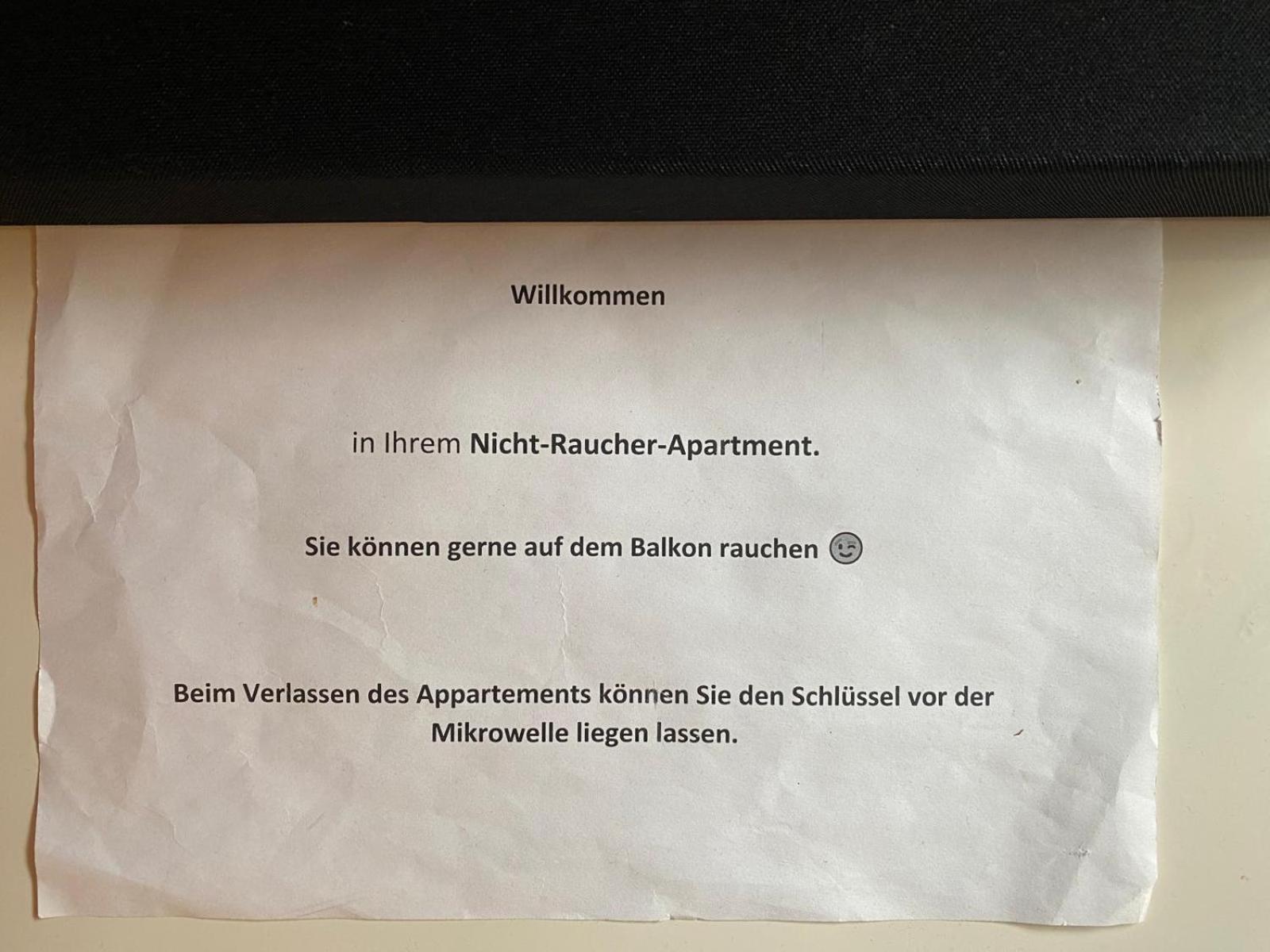 Zwei Zimmer Appartment Mit Balkon Und Stellplatz Voll Moebliert Trier Luaran gambar